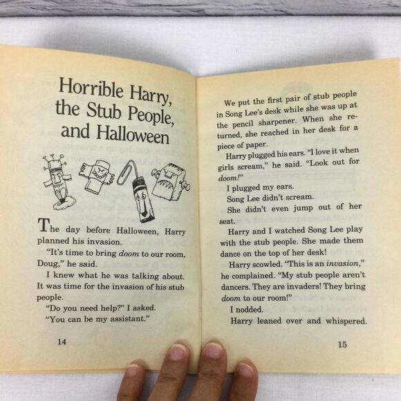 Horrible Harry and the Kickball Wedding By Suzy Kline 1990's Four Book Bundle - Picture 14 of 16